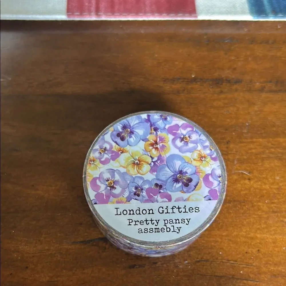 London Gifties Washi flowers with gold written on the print NEW